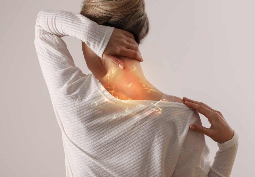 dolor de cuello y hombros